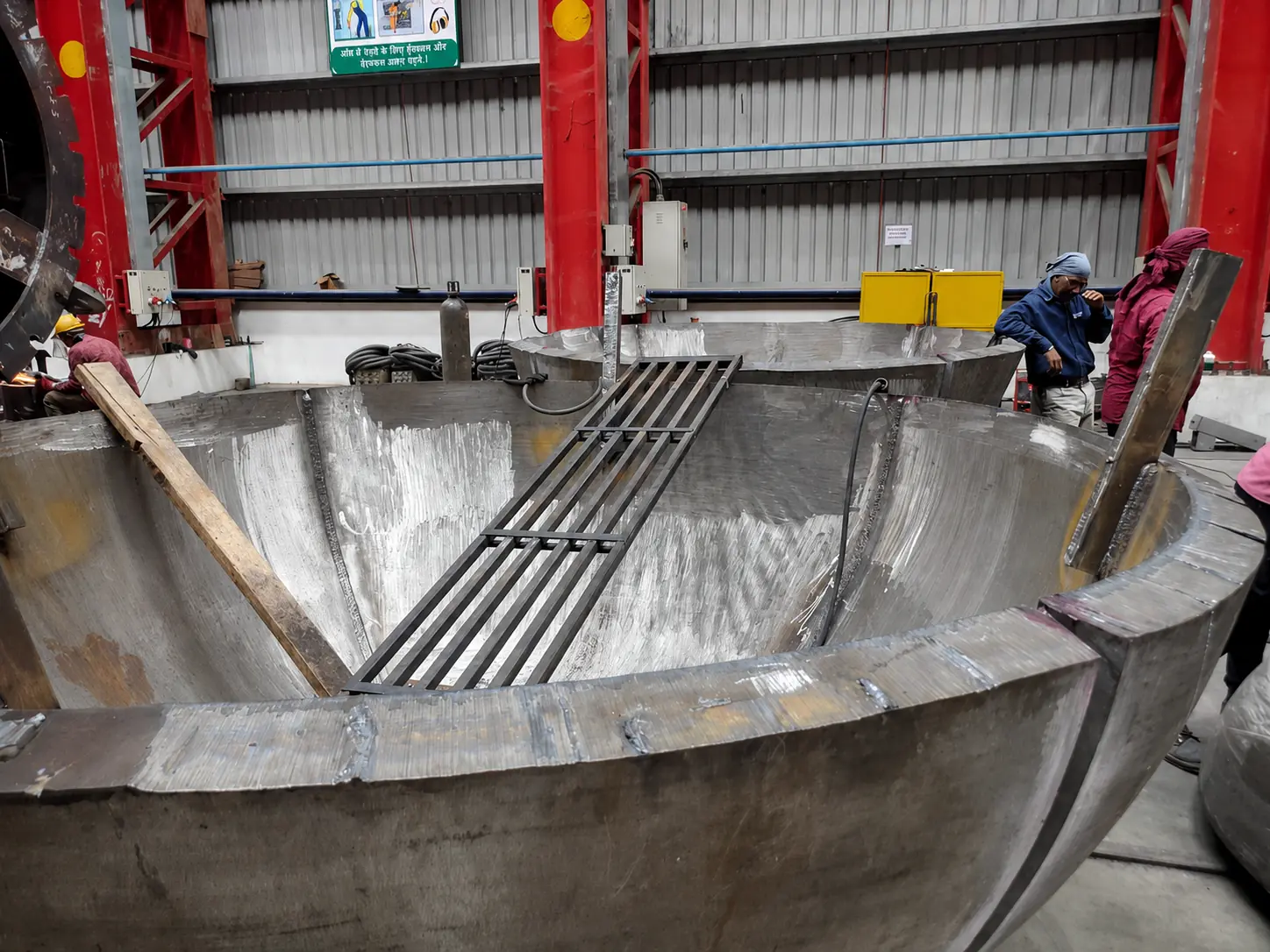 Large formed dished-end fabrication inside the Cosmo Engineering workshop